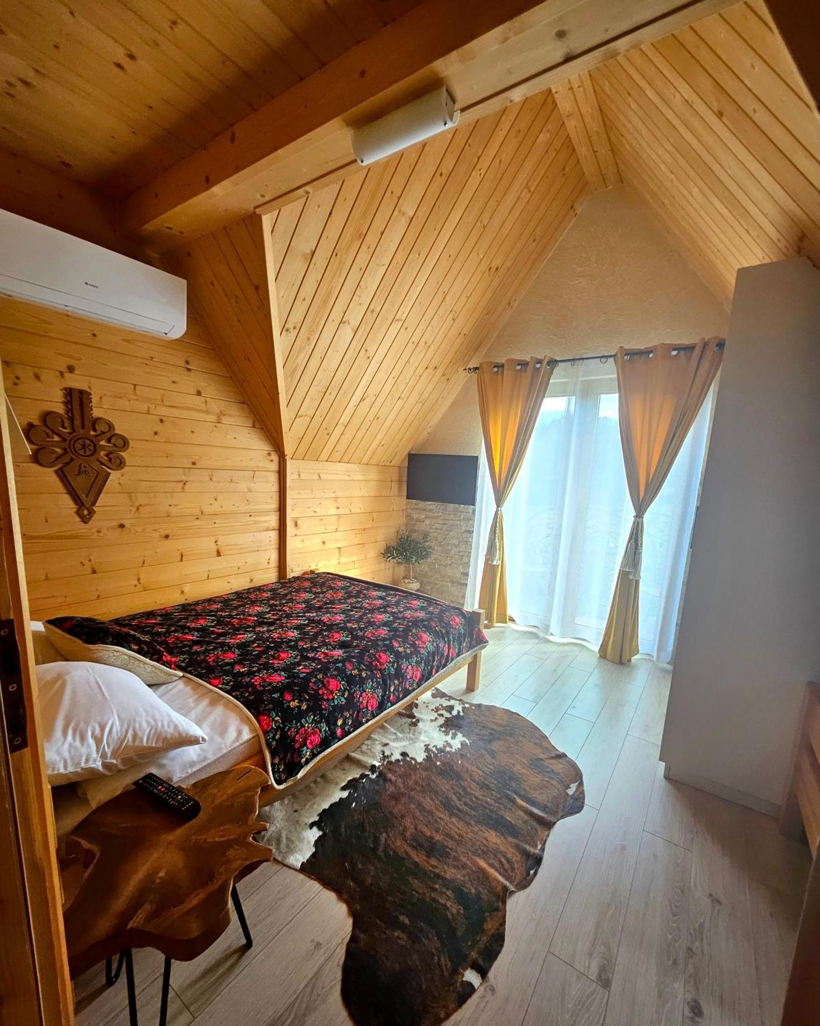 Goralska Chatka 2 Highland Cottage - Split Ac, Jacuzzi, Sauna, Private Parking, Mountains View, Garden, Zakopane Kültér fotó